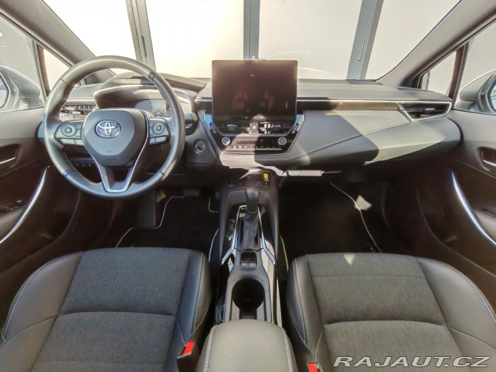 Toyota Corolla Style Touring Sports 2023