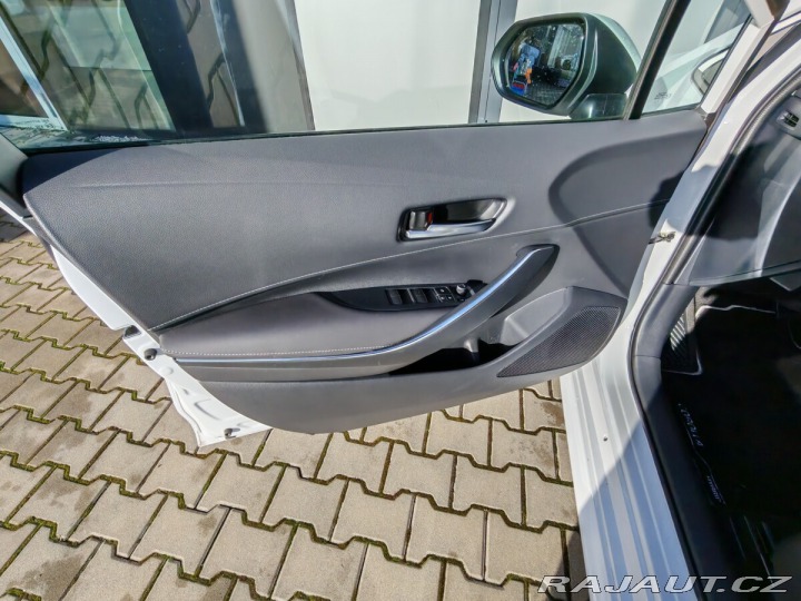 Toyota Corolla Style Touring Sports 2023