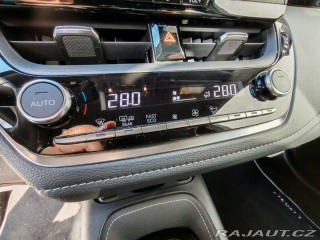Toyota Corolla Style Touring Sports 2023