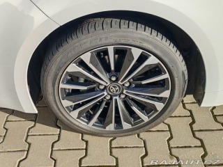 Toyota Corolla Style Touring Sports 2023