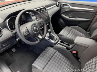 MG ZS 1.5 MT5 Essential Plus 2024