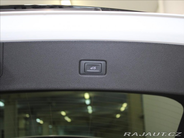 Audi Q8 3,0 55 TFSi S-Line 16tkm. 2023