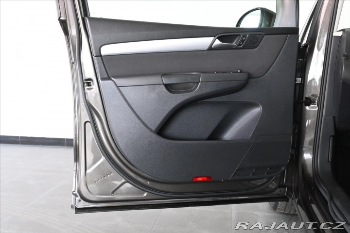 Volkswagen Sharan 2,0 TDi 110kW Comfortline 2020