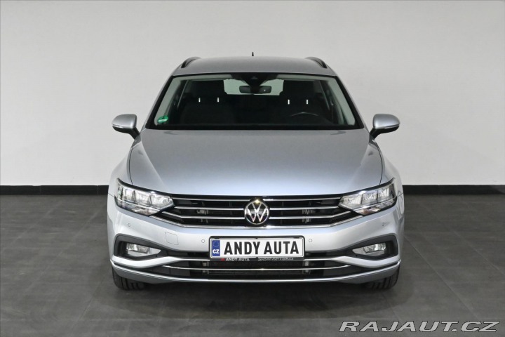 Volkswagen Passat 2,0 TDi 110kW Business Zá 2021
