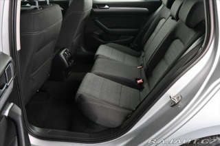 Volkswagen Passat 2,0 TDi 110kW Business Zá 2021