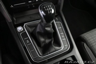 Volkswagen Passat 2,0 TDi 110kW Business Zá 2021