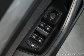 Volkswagen Passat 2,0 TDi 110kW Business Zá 2021