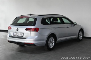 Volkswagen Passat 2,0 TDi 110kW Business Zá 2021