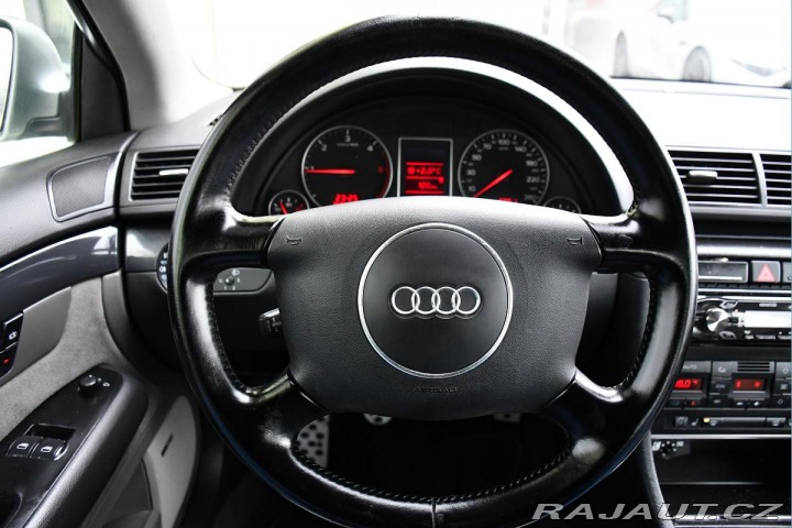 Audi A4 1.9TDi 74kW BOSE AUT. A/C 2003