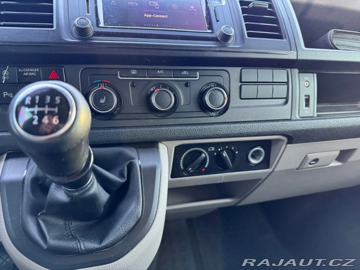 Volkswagen Transporter 2,0 TDI 110 KW LONG 6 MÍS 2017