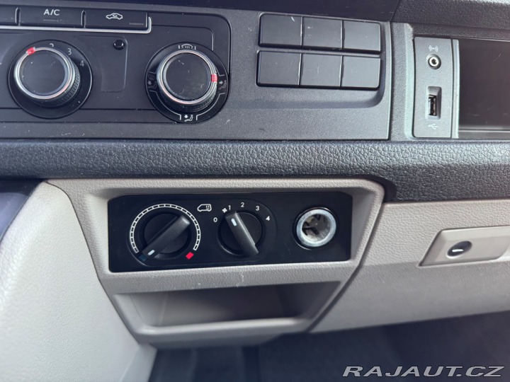 Volkswagen Transporter 2,0 TDI 110 KW LONG 6 MÍS 2017