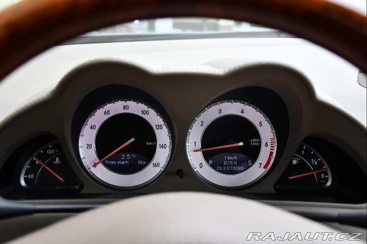 Mercedes-Benz SL 550 5.5 V8 285kW AMG H/K 2009