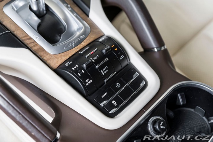 Porsche Cayenne S/Pano/BOSE/4zóny/2xTV 2015