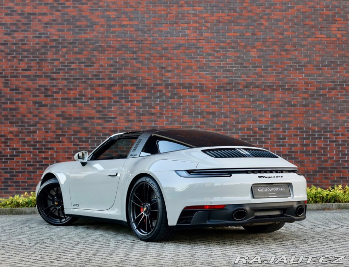 Porsche 911 992 Targa 4 GTS *SportCh 2024