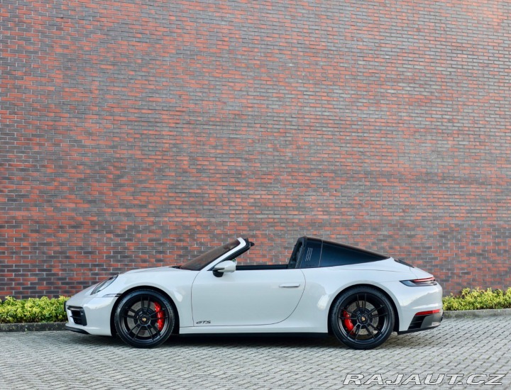 Porsche 911 992 Targa 4 GTS *SportCh 2024