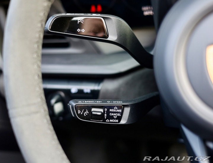 Porsche 911 992 Targa 4 GTS *SportCh 2024