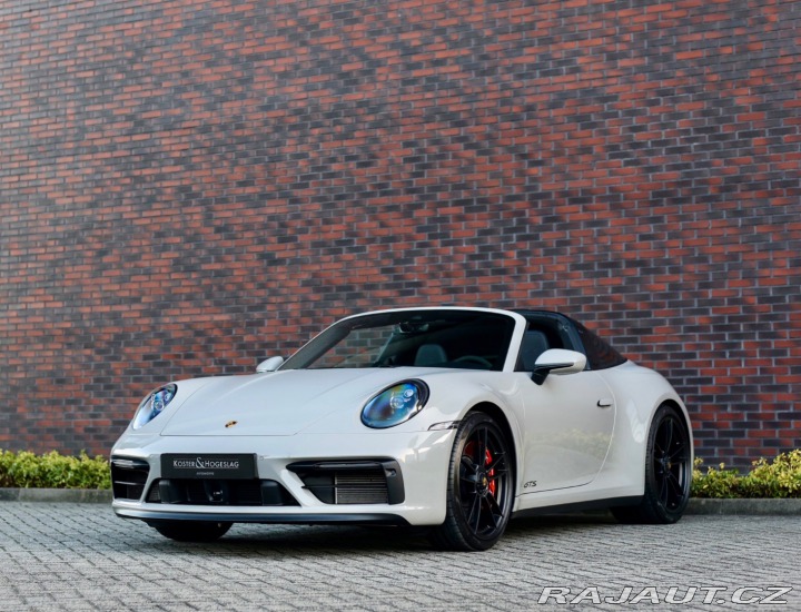 Porsche 911 992 Targa 4 GTS *SportCh 2024
