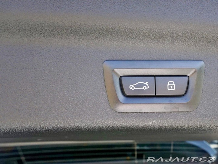 BMW iX1 xDrive 30, HUD,360°,AdLED 2023