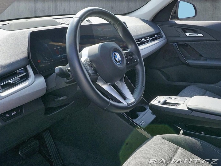 BMW iX1 xDrive 30, HUD,360°,AdLED 2023