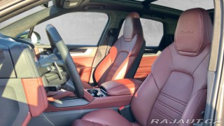 Porsche Cayenne Turbo E-Hybrid 2025
