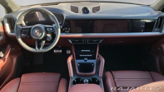 Porsche Cayenne Turbo E-Hybrid 2025
