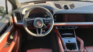 Porsche Cayenne Turbo E-Hybrid 2025