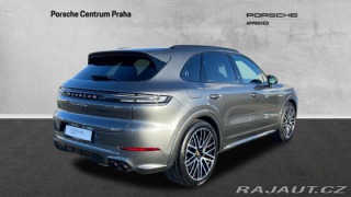 Porsche Cayenne Turbo E-Hybrid 2025