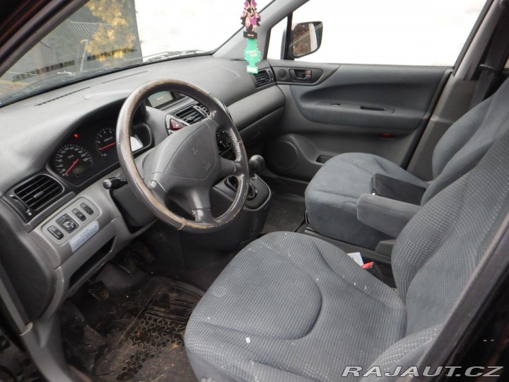 Mitsubishi Ostatní modely Space Wagon 2.4 i 2001