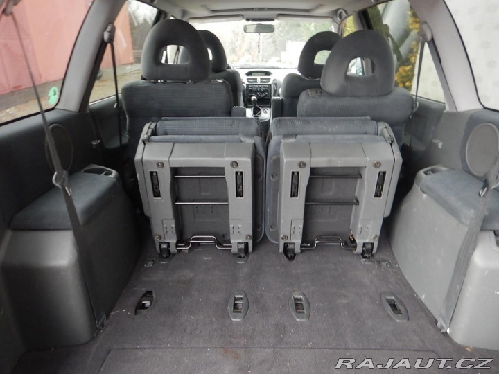Mitsubishi Ostatní modely Space Wagon 2.4 i 2001