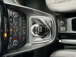 Ford Tourneo Connect 1,5TDCI 88kW 7.MÍST Titan 2020