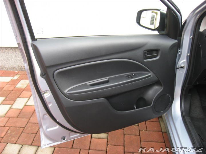 Mitsubishi Space Star 1,0 71PS Klassik Kollekt 2015