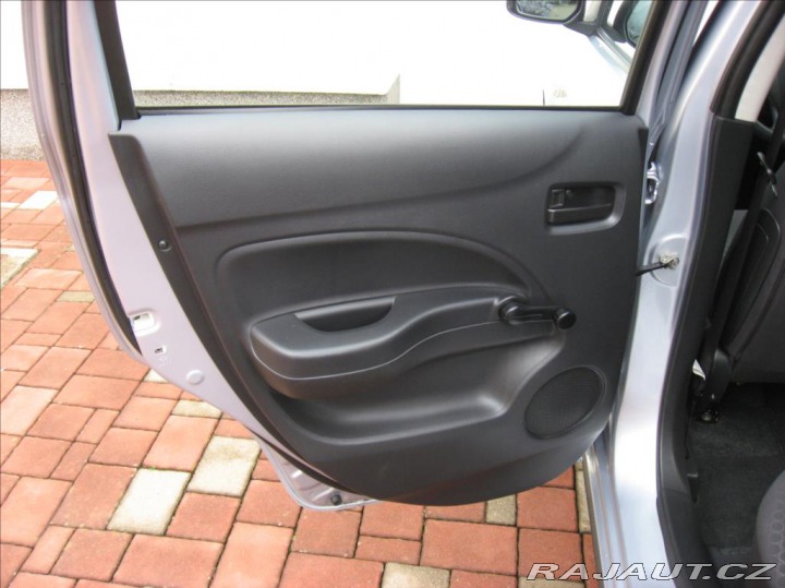 Mitsubishi Space Star 1,0 71PS Klassik Kollekt 2015
