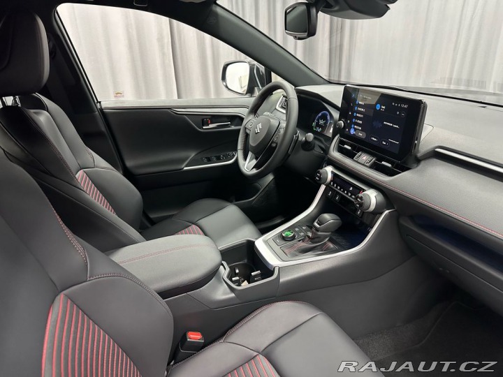 Suzuki Across 2,5 PHEV 4x4 -vůz na cest 2025