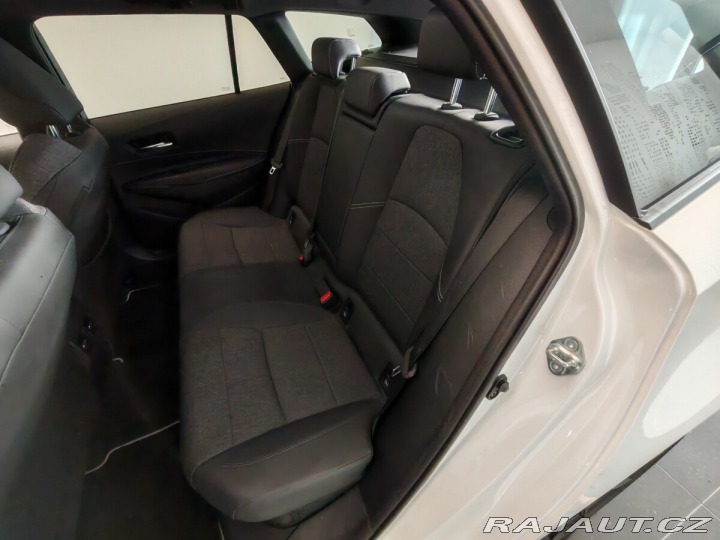 Toyota Corolla Style Touring Sports 2023