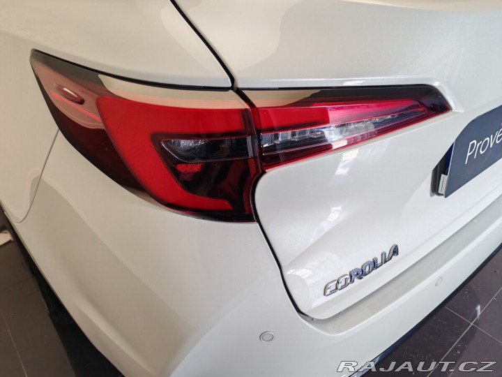 Toyota Corolla Style Touring Sports 2023