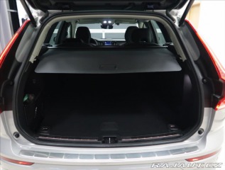 Volvo XC60 2,0 B5 AWD AUT Plus POLES 2024
