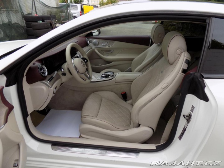 Mercedes-Benz E 400d/AMG-Line/4-M/PANO/ 2019