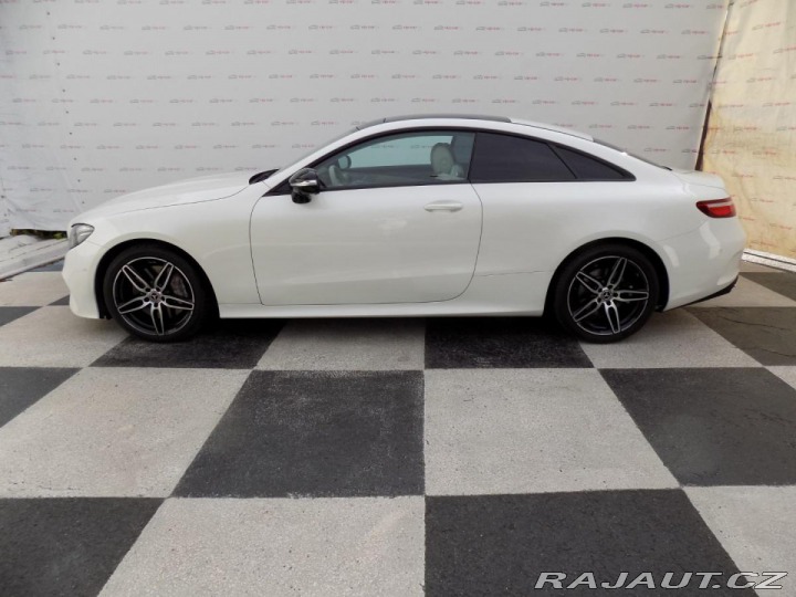 Mercedes-Benz E 400d/AMG-Line/4-M/PANO/ 2019