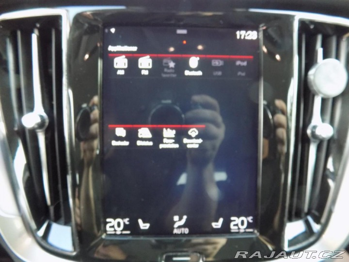 Volvo V60 2.0 D4/Momentum/Full-LED/ 2019