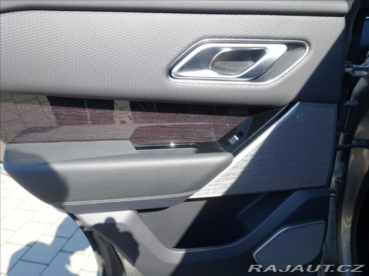 Land Rover Range Rover Velar 3,0 D300 R-Dynamic SE,1.m 2021