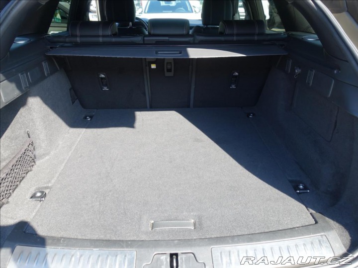 Land Rover Range Rover Velar 3,0 D300 R-Dynamic SE,1.m 2021