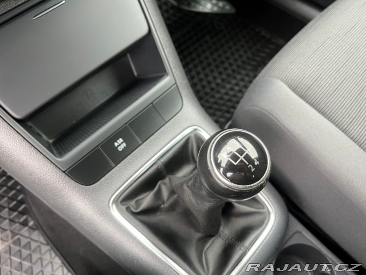 Volkswagen Golf Plus 1.6i 75Kw Edition 1-Majit 2009