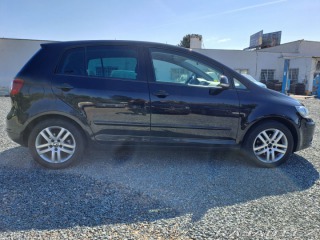 Volkswagen Golf Plus 1.6i 75Kw Edition 1-Majit 2009