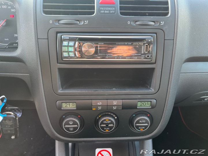 Volkswagen Golf 1.9 TDi bez DPF a koroze 2006
