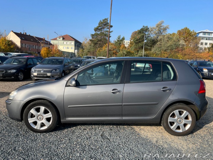 Volkswagen Golf 1.9 TDi bez DPF a koroze 2006