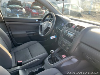 Volkswagen Golf 1.9 TDi bez DPF a koroze 2006