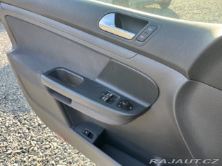 Volkswagen Golf 1.9 TDi bez DPF a koroze 2006