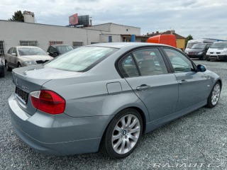 BMW 3 e90 120kW Xenony 2005