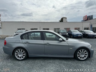 BMW 3 e90 120kW Xenony 2005