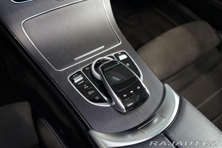 Mercedes-Benz C 400 4M AMG Coupé Nez.Top 2021